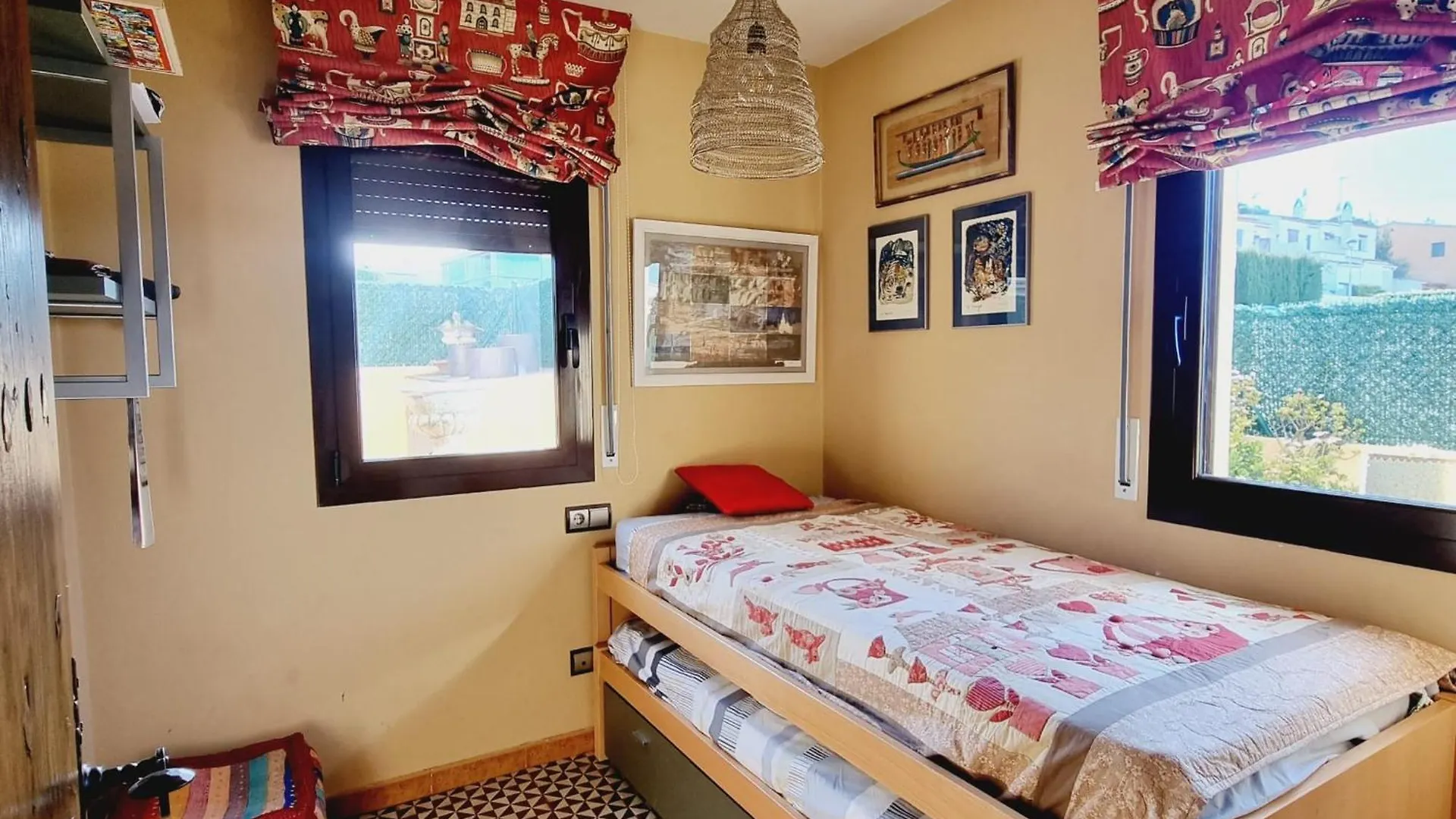 Holiday Home Rosa L'Escala