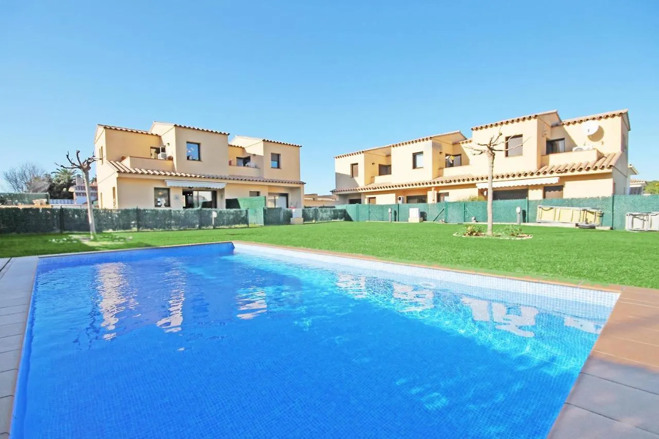 Holiday Home Rosa L'Escala Villa